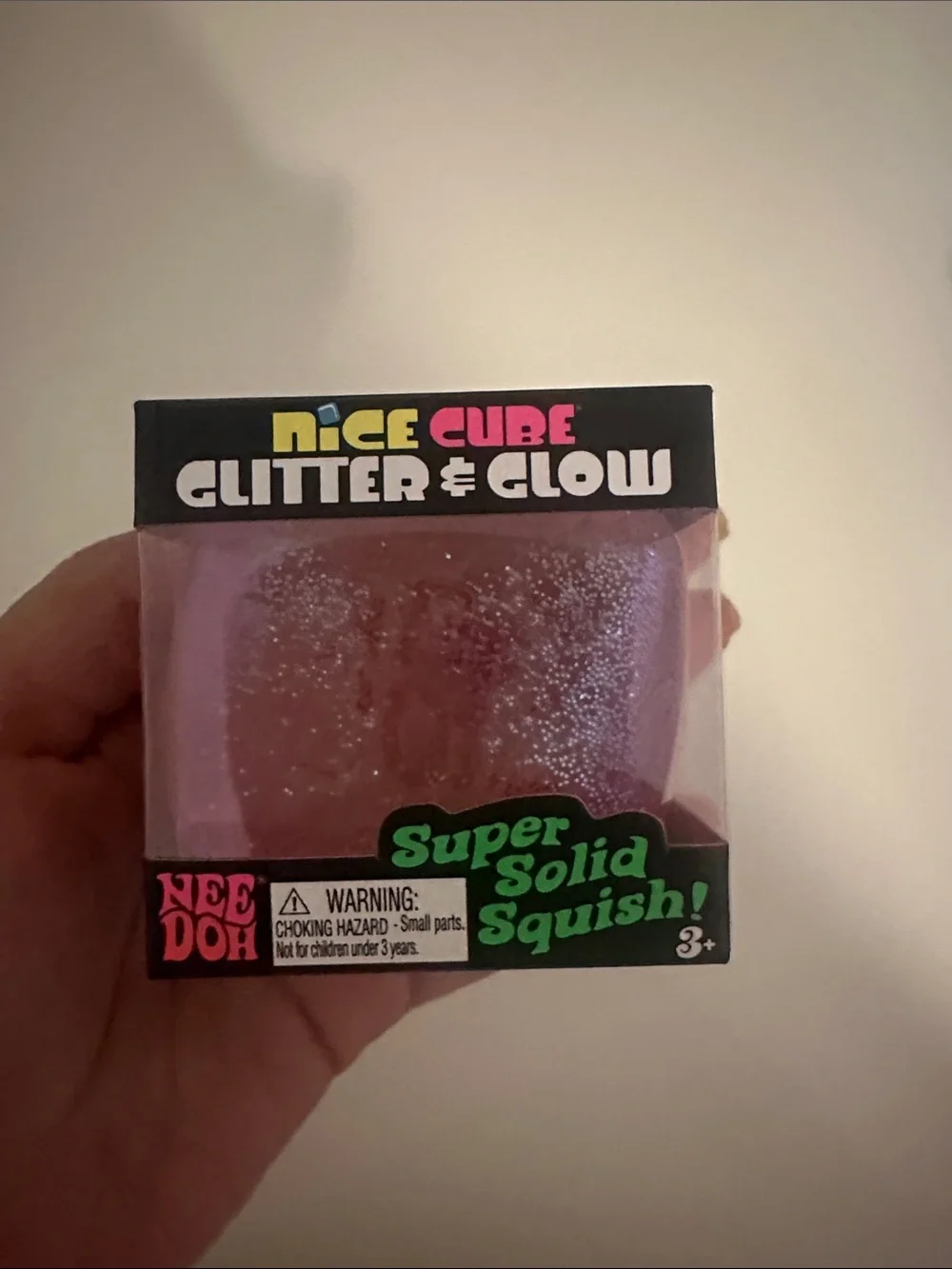 NeeDoh Cloud Pleaser & Pink Nice Cube Glitter Glow Bundle